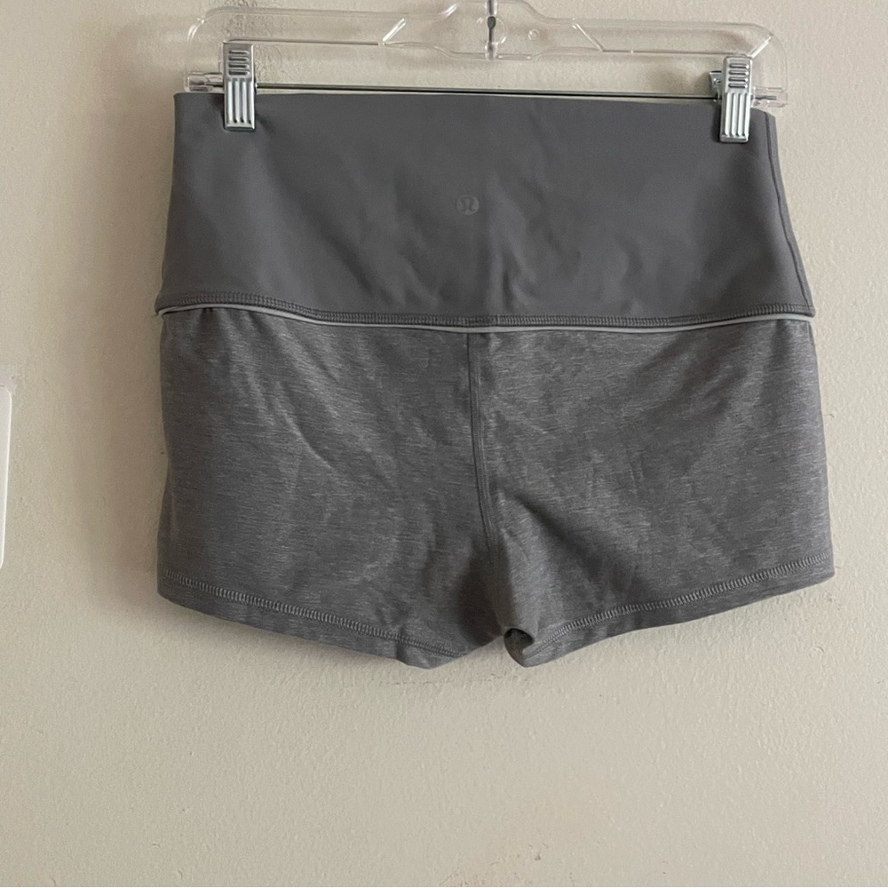 lululemon athletica Gray Women's Shorts size 8